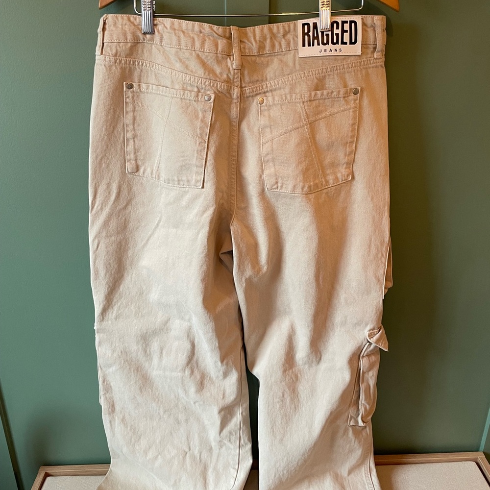 Ragged Jeans Beige Cargo Pants